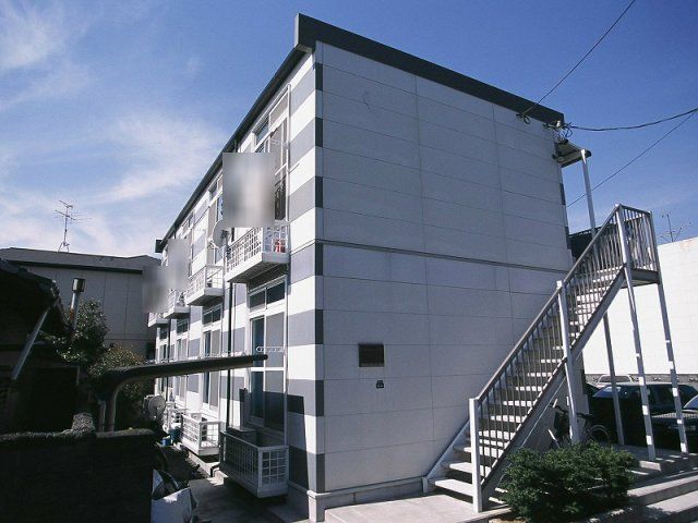 レオパレスセレス小鹿の外観画像