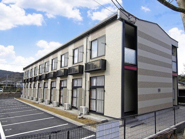 レオパレス東山荘の外観画像