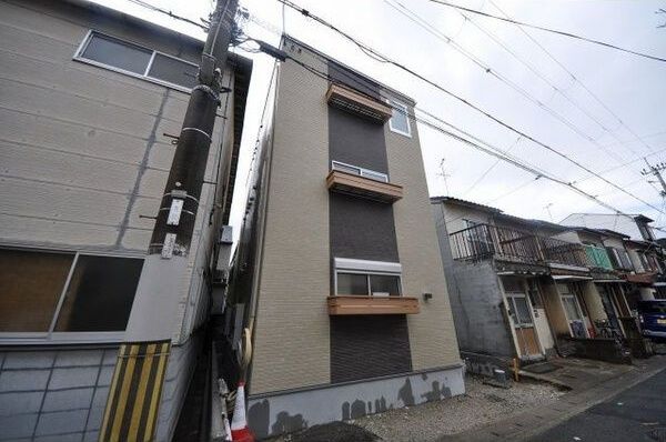 クリビアの外観画像