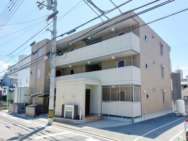 エソラ雄郡の外観画像