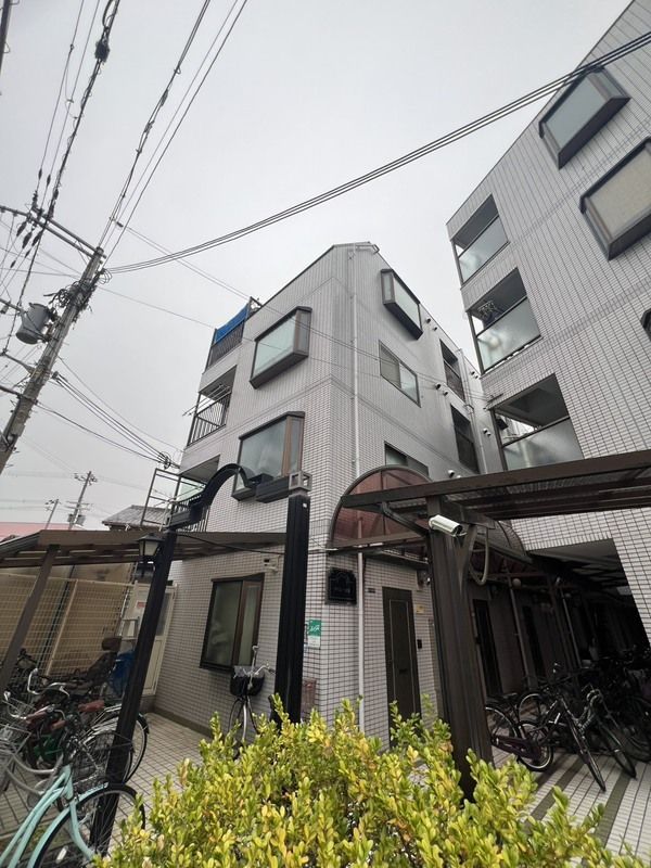 オペル1番館の外観画像