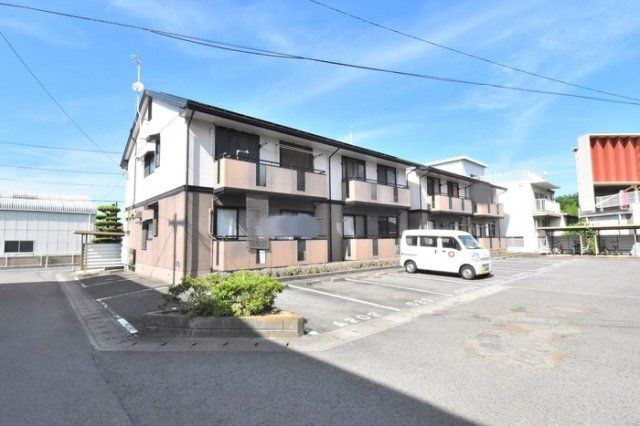 ロイヤルコート円座の外観画像