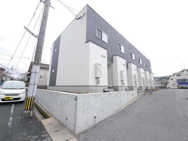 ソレイユ下原町Iの外観画像