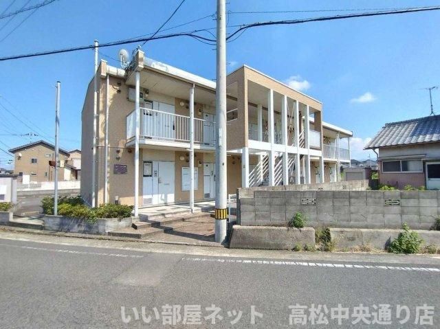 レオパレスウェストヴィラージュの外観画像