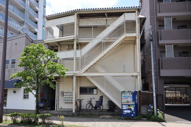 丸信コーポの外観画像