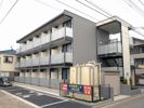 エメラルドグリーンの外観画像