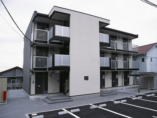 レオパレスmahaloの外観画像