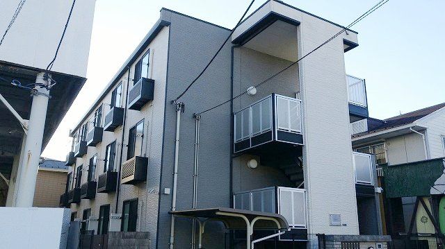 レオパレススターの外観画像
