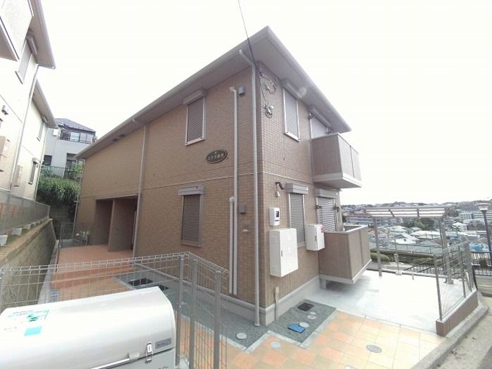 スリジェ横濱・エクラ横濱/ エクラ横濱の外観画像
