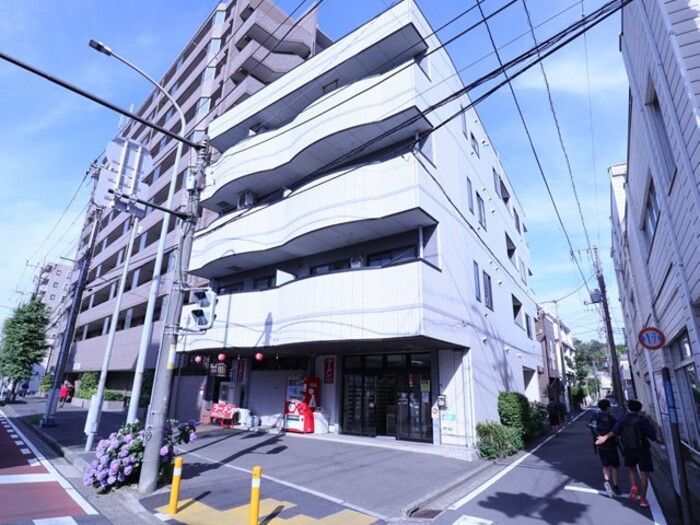 スターフィールドの外観画像
