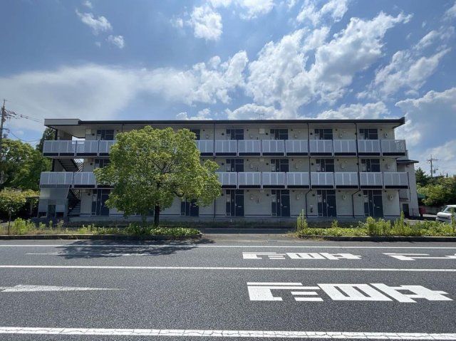 レオパレスファミーユⅡの外観画像