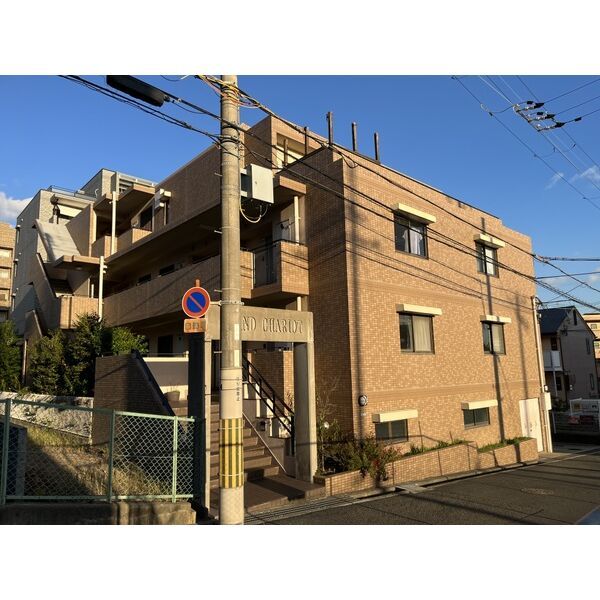 グランシャリオの外観画像