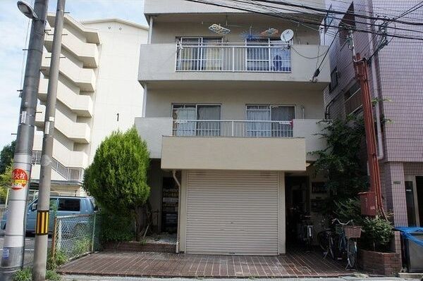 マンションパドレの外観画像