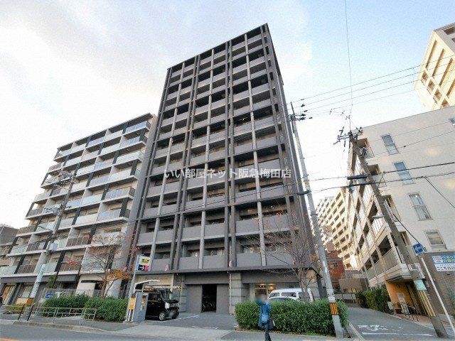 プール・トゥジュール梅田ウエストの外観画像