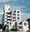 花自紅三郷マンションの外観画像