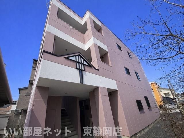コリカールアルベの外観画像
