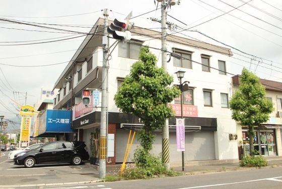 西マンションの外観画像