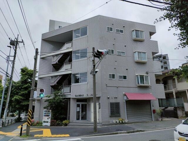 グローバル秋田屋の外観画像