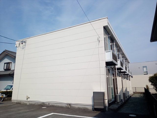 レオパレス高茶屋の外観画像