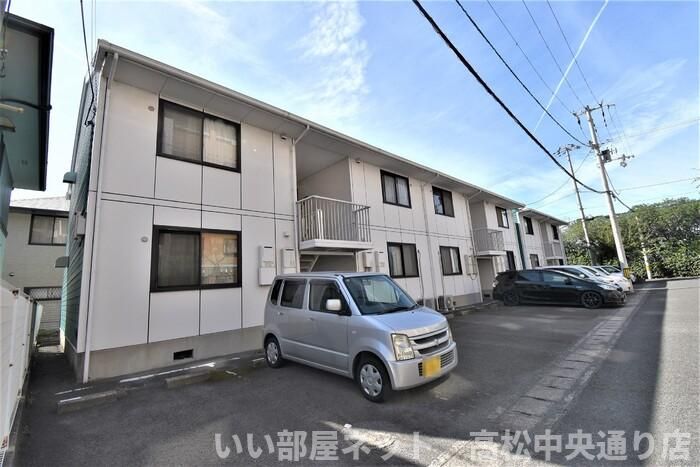 シートピア屋島 B棟の外観画像