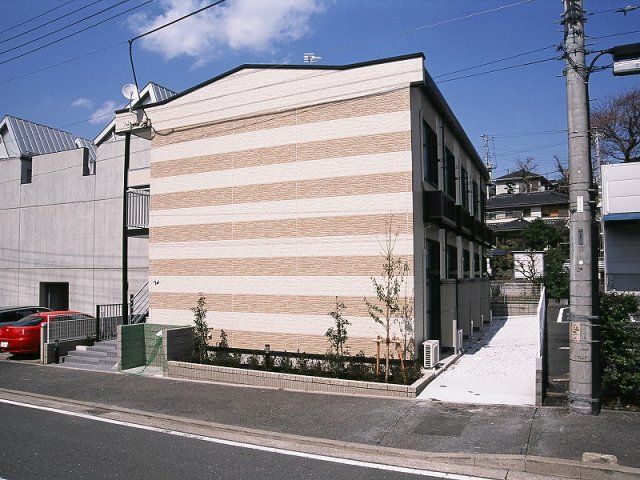 レオパレス和 上永谷の外観画像