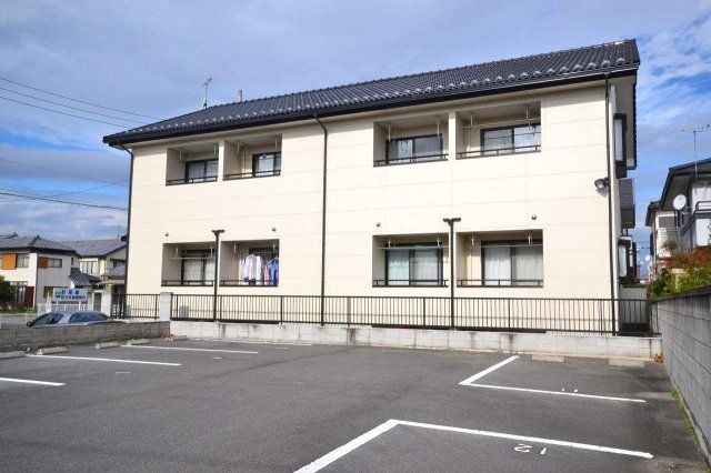 山岸ハイツ(文京町)の外観画像