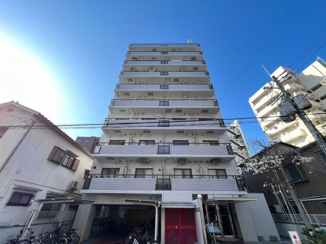 リアライズドーム前(旧名フェルティシャトー九条)の外観画像