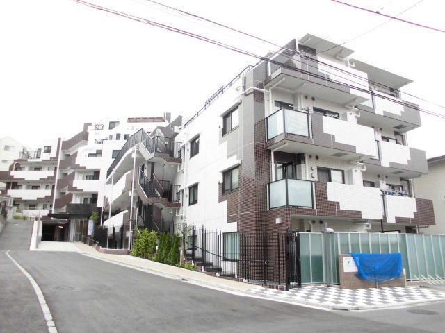 ロワール上大岡の外観画像