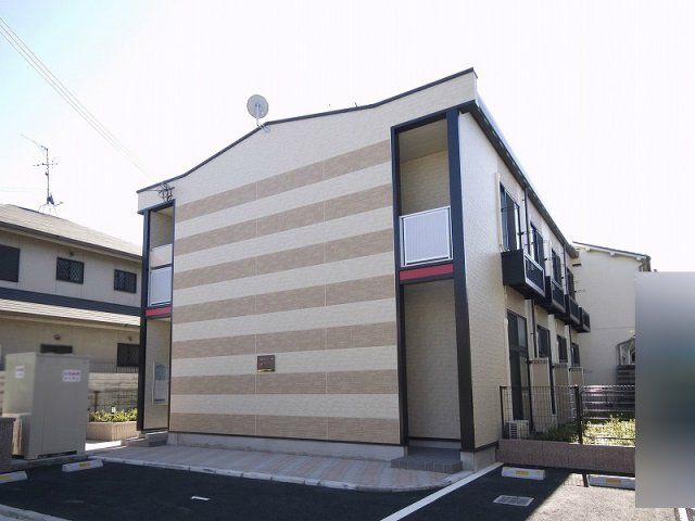 レオパレスプレンティ鳳中町の外観画像