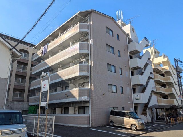 オクトワール松山土居田東館の外観画像