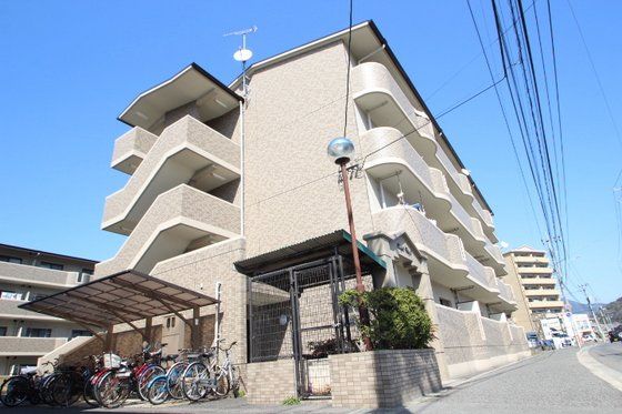 ロイヤルシティー Ⅱの外観画像