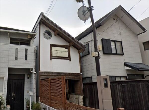 千種区赤坂町2-56貸家の外観画像