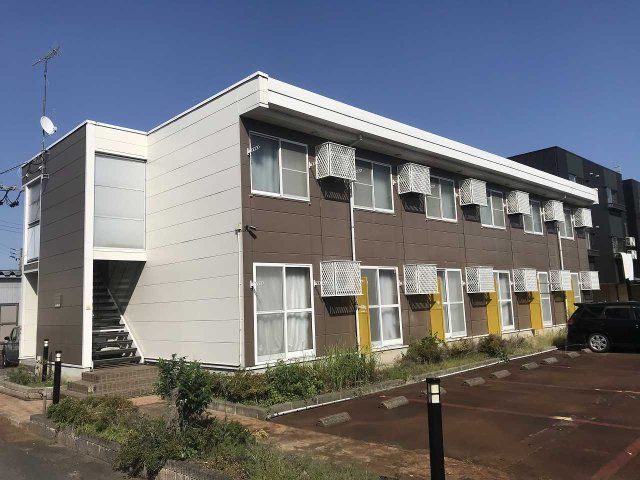 レオパレスフローラの外観画像