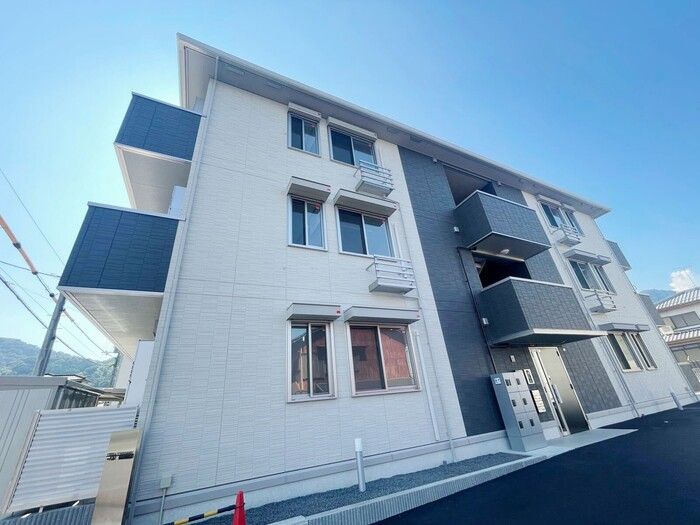 STELLA TAKASAGOの外観画像