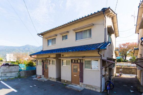 片山借家 左の外観画像