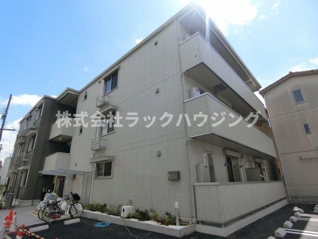 プリズムの外観画像