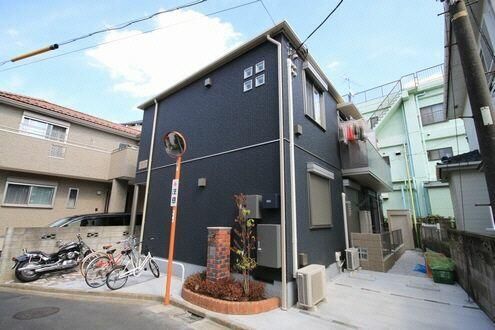 プレシャスの外観画像