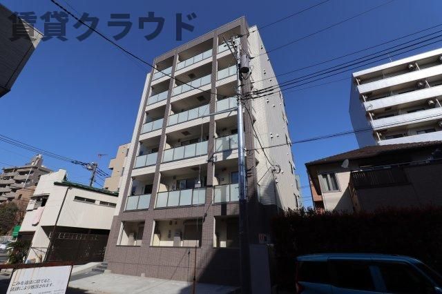 ヌヴェルセゾンの外観画像