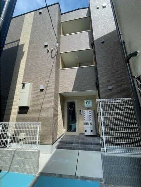 m(えむ)の外観画像
