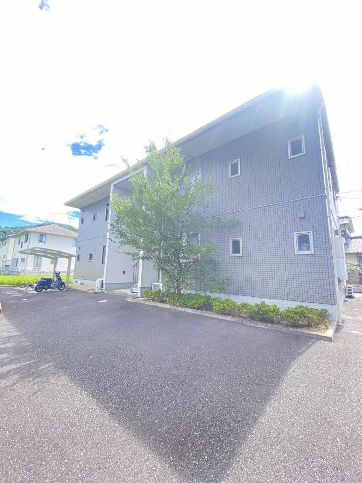 グランドールの外観画像