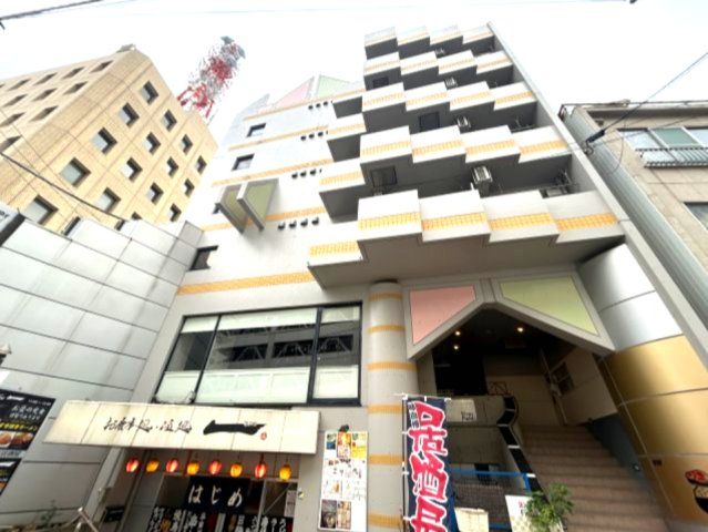 リヴァ・フィールドの外観画像