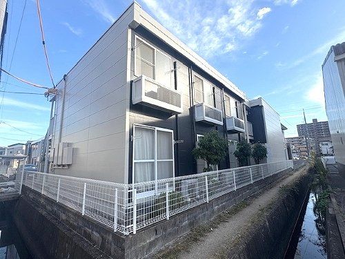 レオパレスグローリーⅡの外観画像