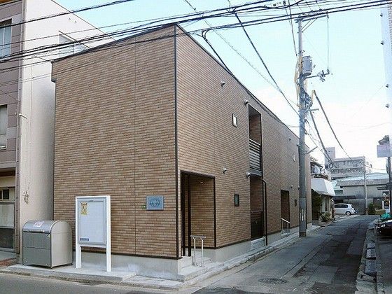 レオネクストキャトル ポッシュの外観画像
