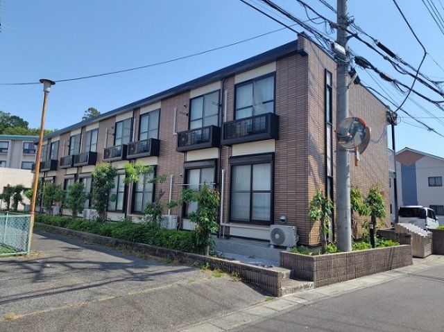 レオパレスラ グレージュの外観画像