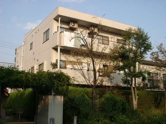 上原ビルの外観画像