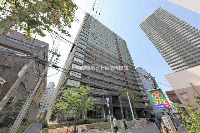 ロジュマンタワー梅田の外観画像