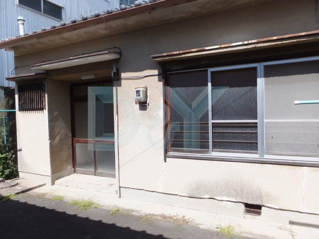 西村千足貸家の外観画像