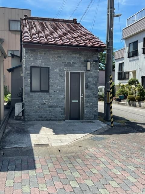 安野屋町三丁目貸家の外観画像