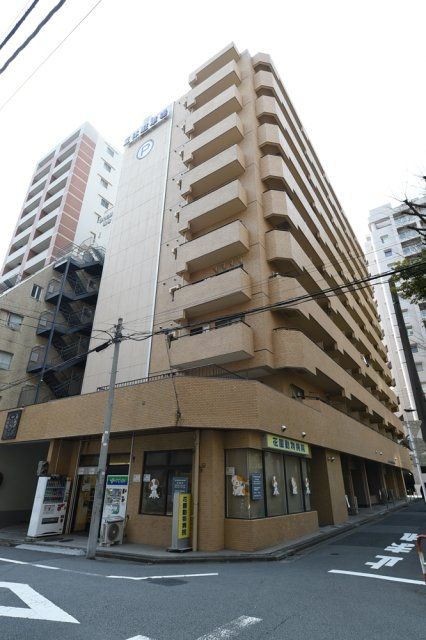 ライオンズマンション新宿東公園の外観画像