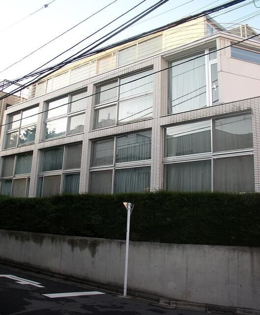 アピカ代々木上原の外観画像